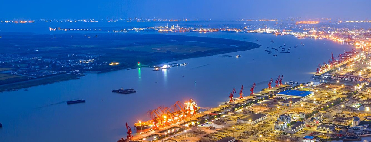 愿景：讲好长江故事，传播中国声音，创建一流社团