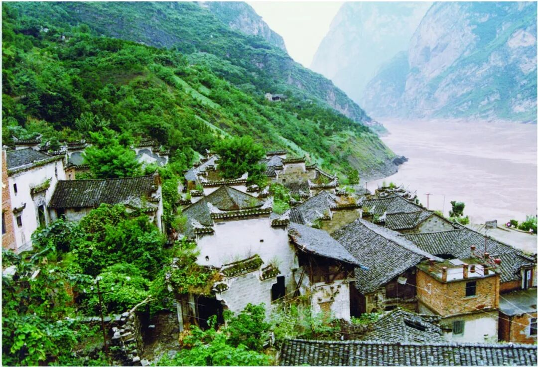 长江三峡工程淹没及迁建区地面文物保护规划回顾