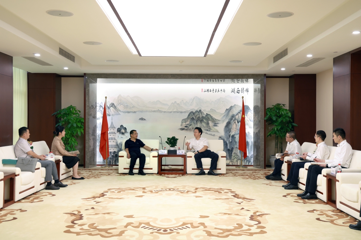 长江文化促进会王世平一行赴中国水利水电第十二工程局有限公司走访交流